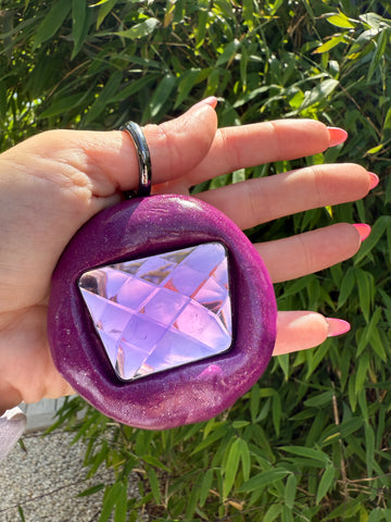 GB BAGCHARM XL (purple&purple on black).