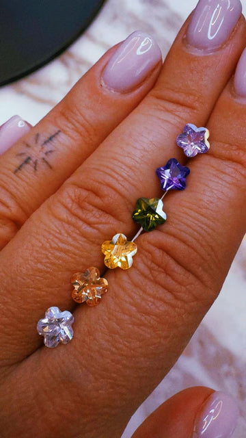 6x6MM FLOWER CUBIC ZIRCONIA STONE (bake into silver clay) (Copy)