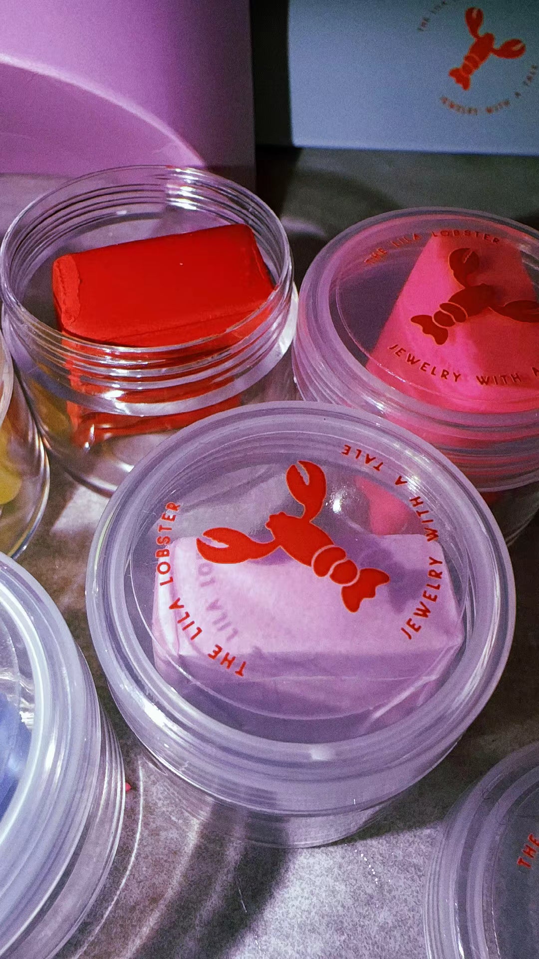 ENAMEL SET