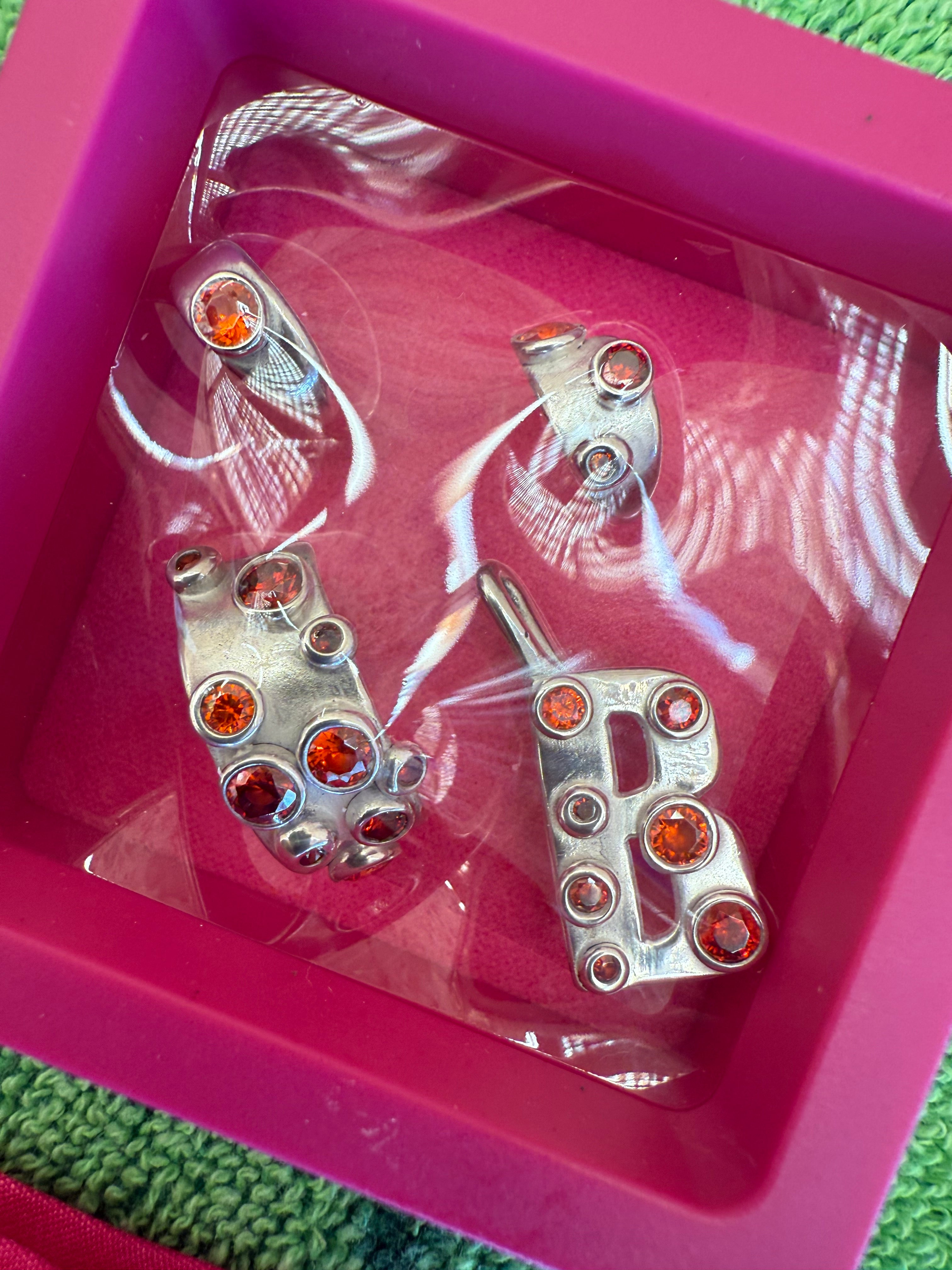 BIG BUBBLE LETTER CHARM