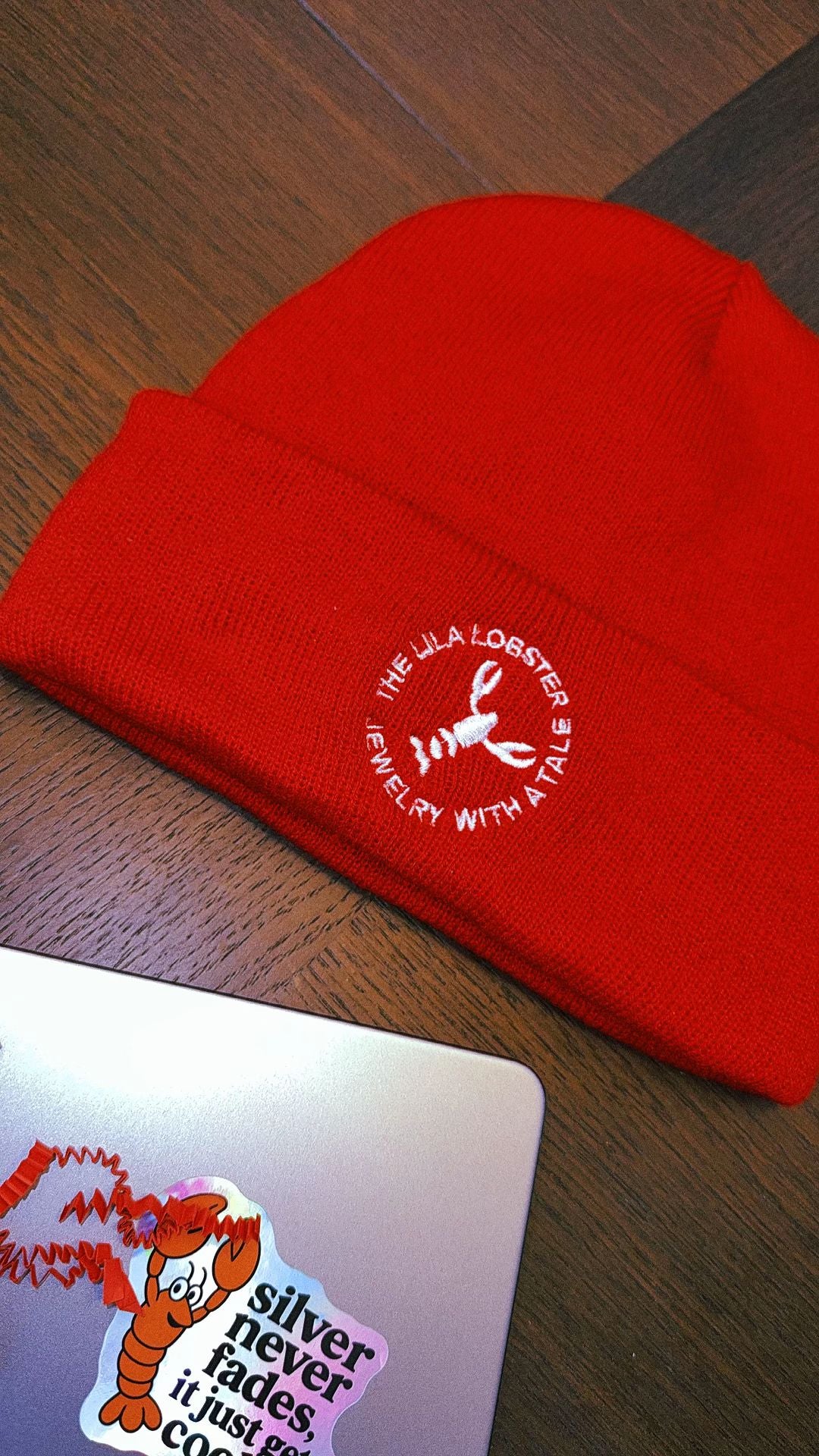 The Lila Lobster Merch Mut