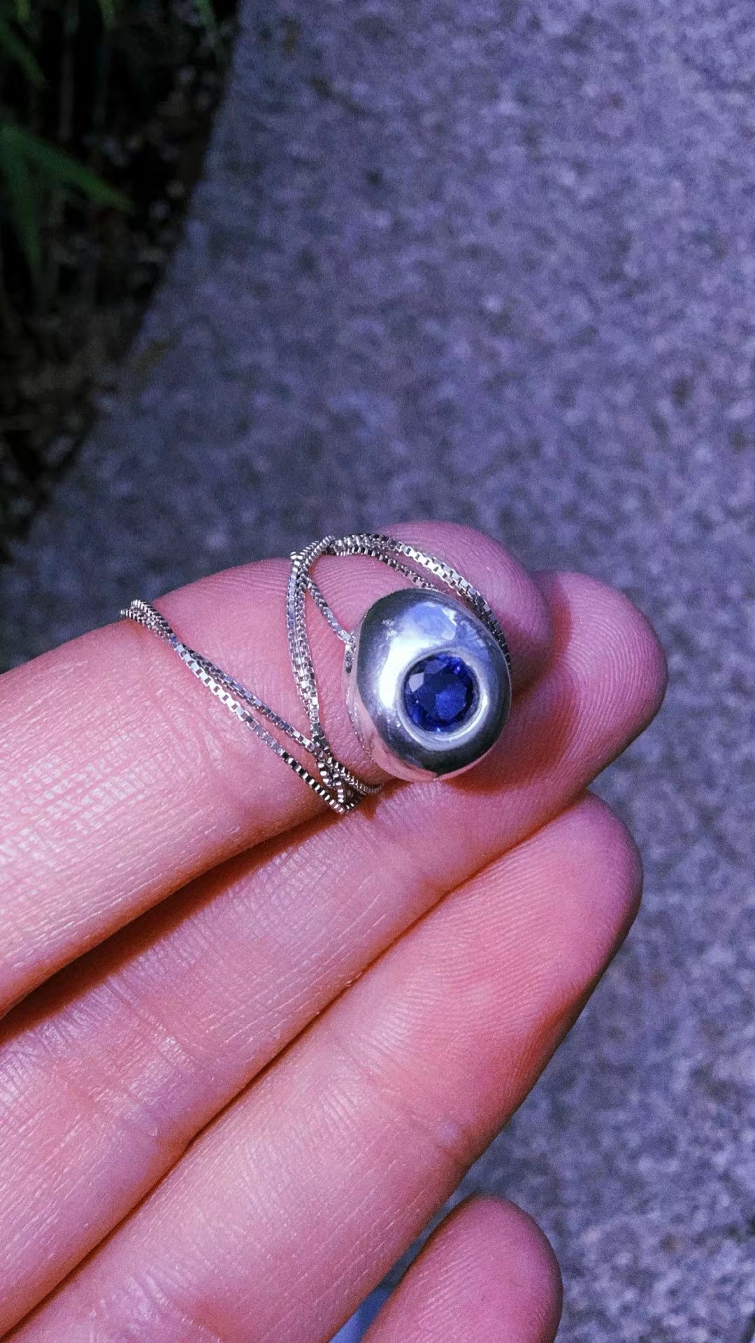GEMBUBBLE NECKLACE SEPTEMBER