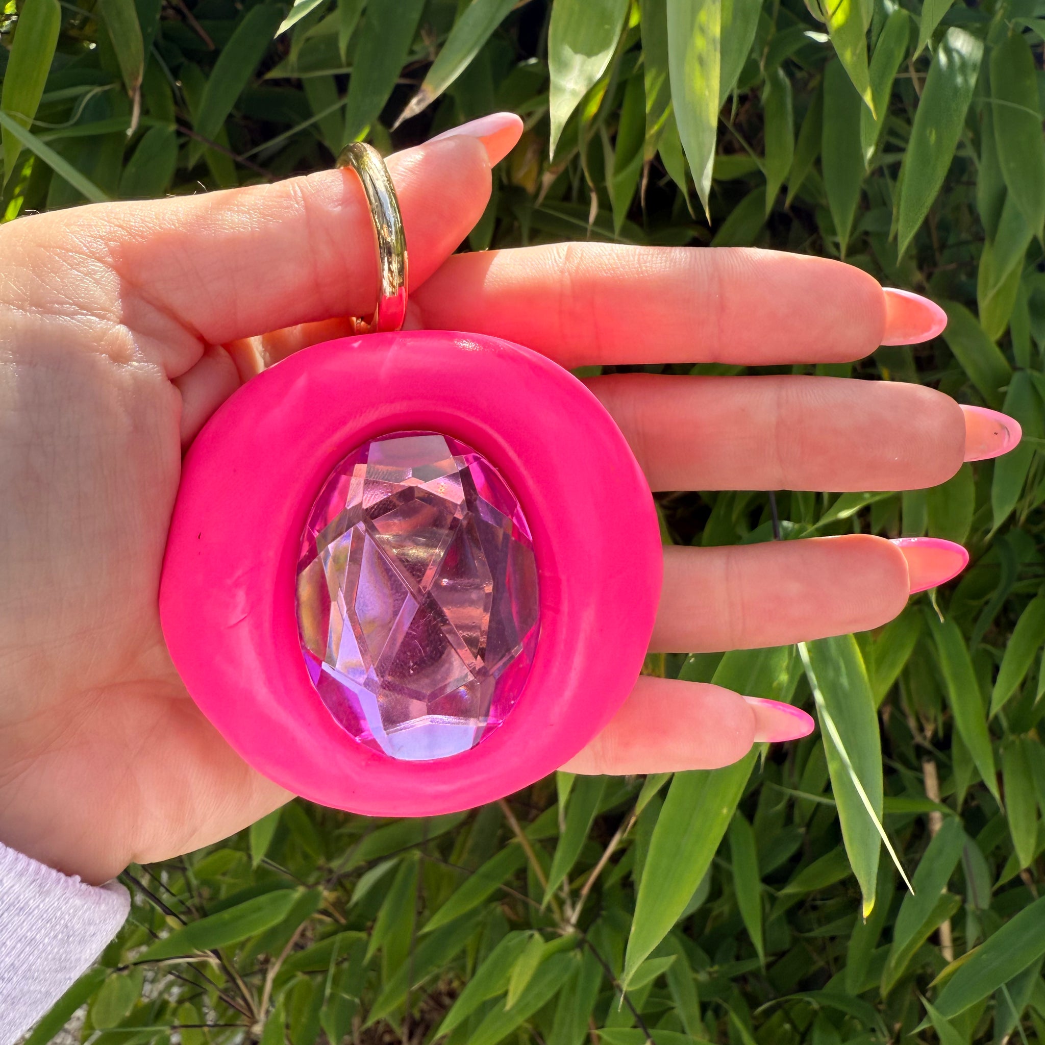 GB BAGCHARM XL (neon pink & pink on gold).