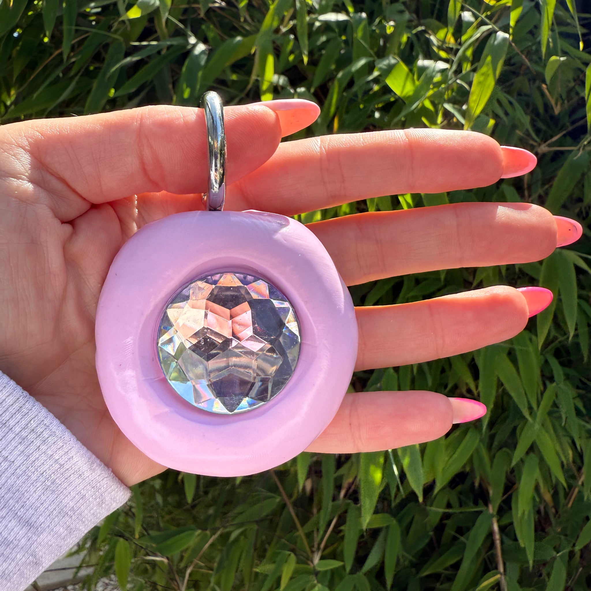 GB BAGCHARM XL (lilac & lilac on black).