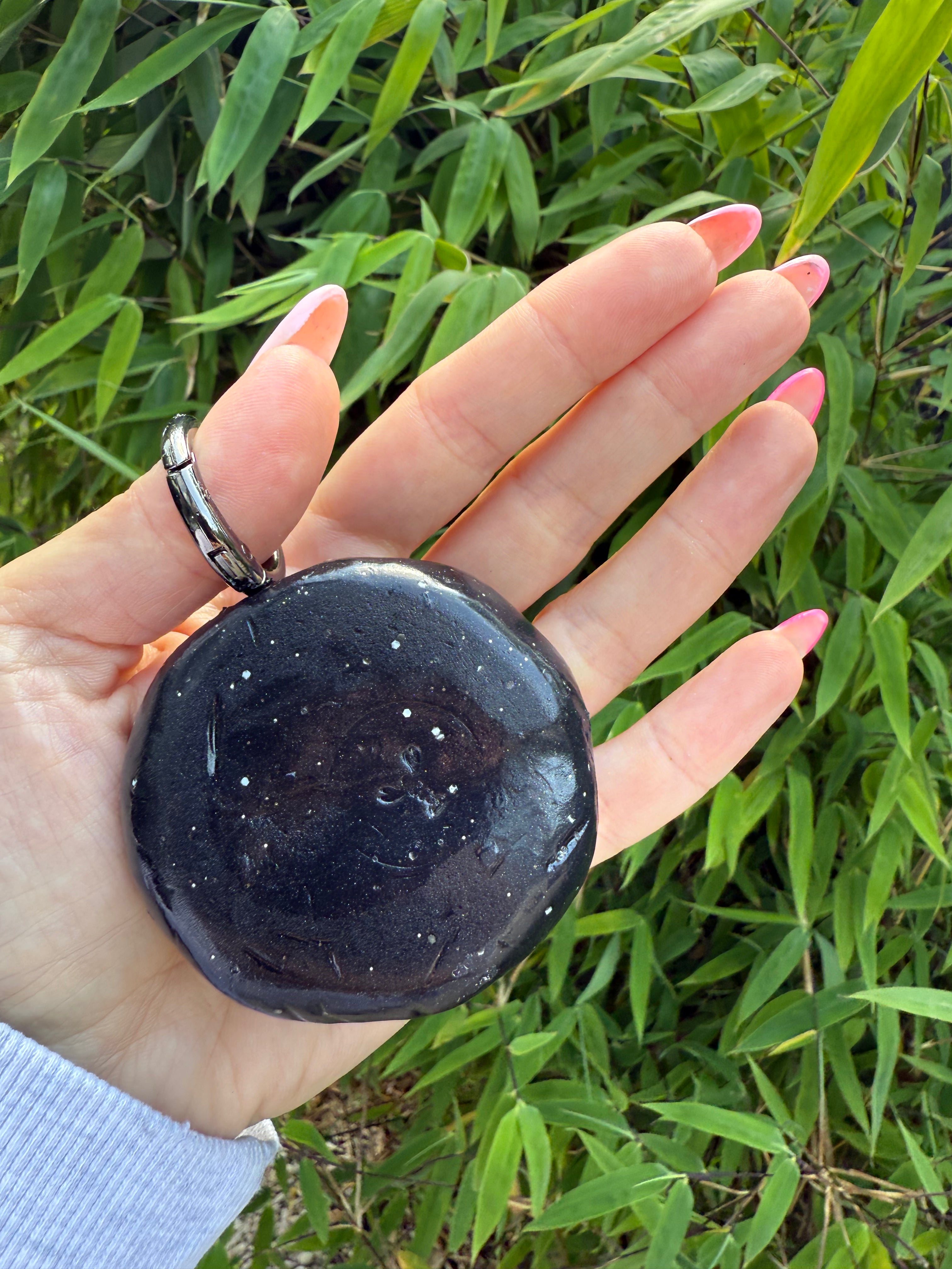 GB BAGCHARM XL (granite black & orange on black).