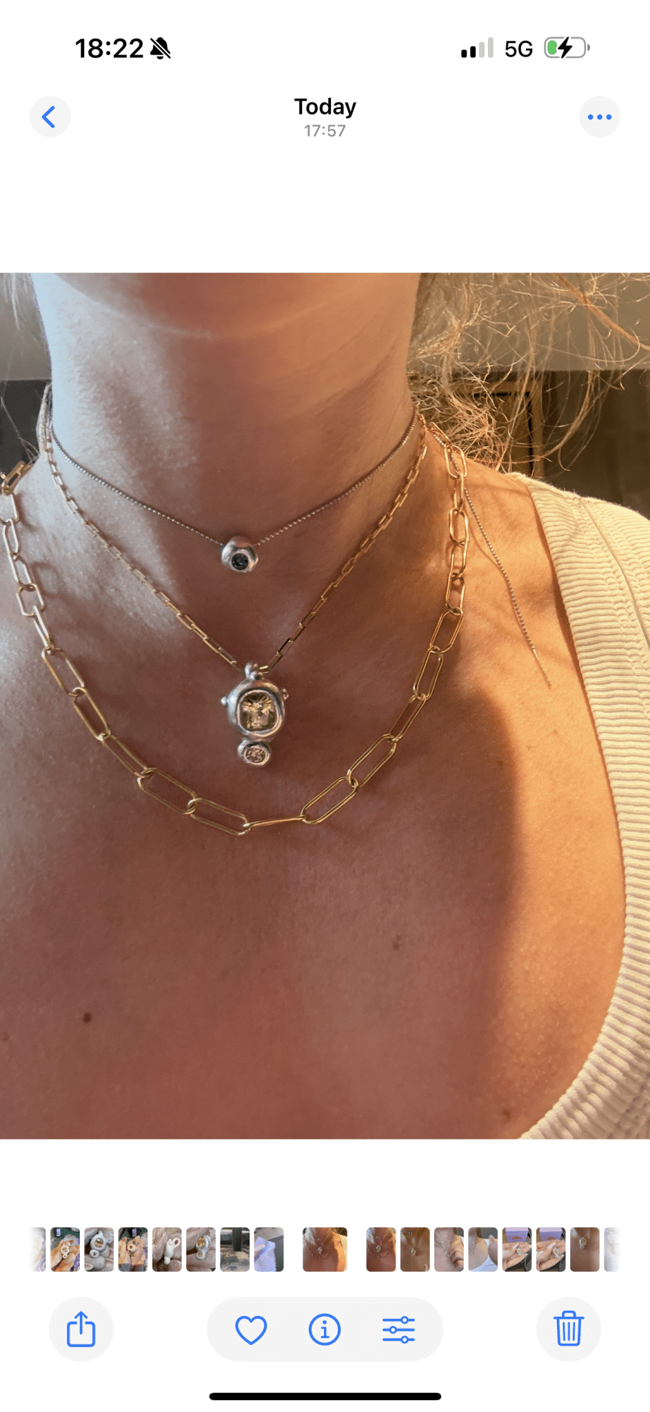 Astronaut Bubble Pendant 🚀 - TheLilaLobster
