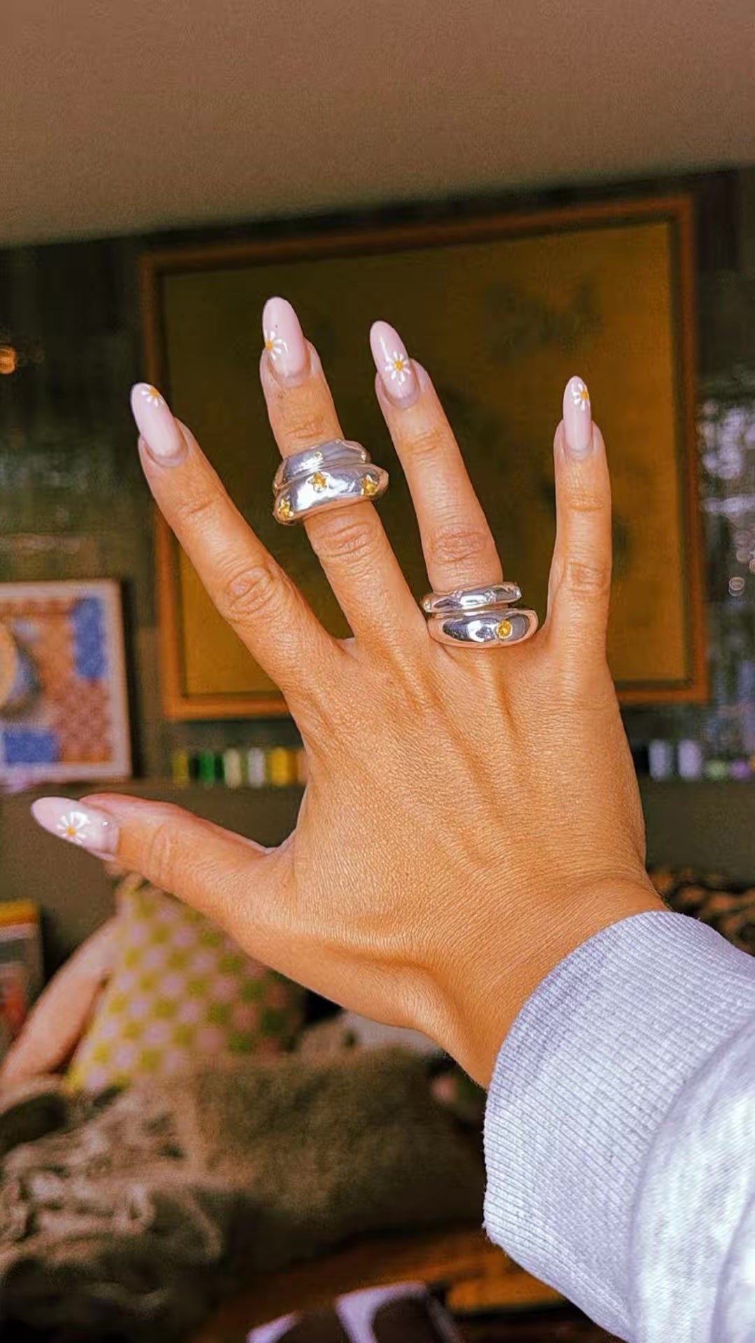 CHUNKY RING LITTLE STUDS - TheLilaLobster