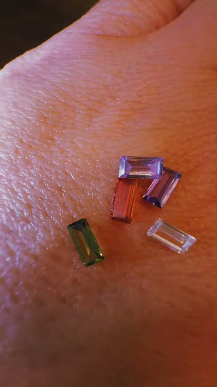RECTANGLE CUBIC ZIRCONIA 2x5mm